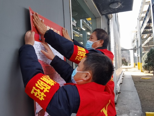 敬業(yè)奉獻(xiàn)，無悔青春做底色。.jpg